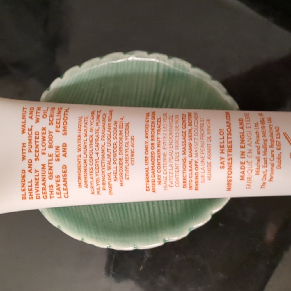 Body Scrub - Picture 2 of 3